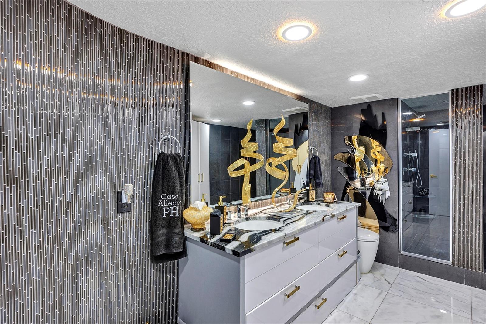 530 EAST CENTRAL CONDO - Residential Lease