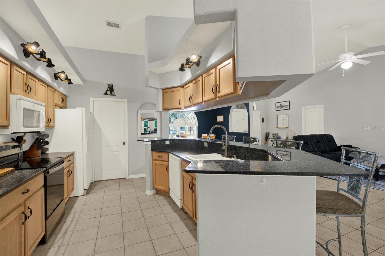 SPRING HILL - Residential