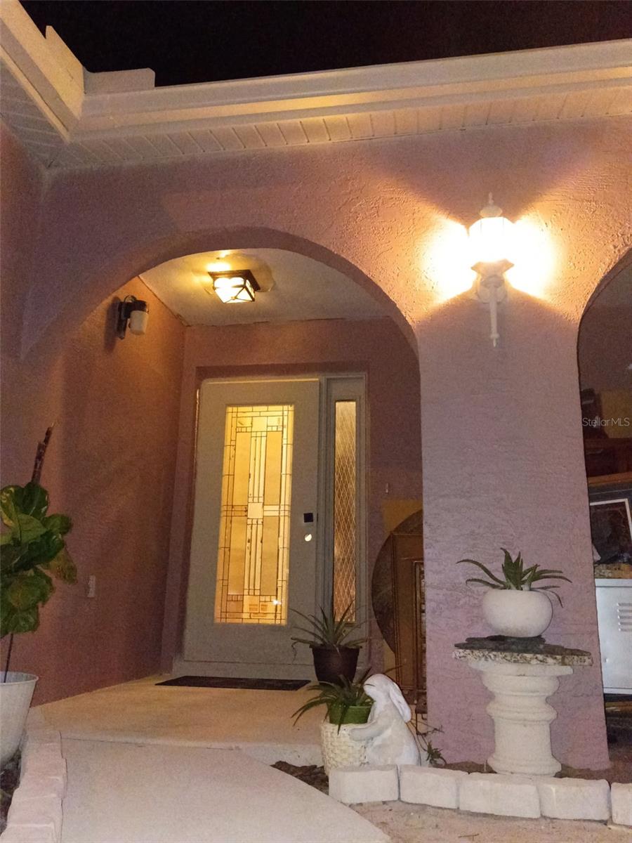 10230 AUTUMNWOOD DRIVE