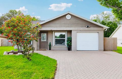 Photo of 1525 Kestrel Way, Brandon, FL 33511 (MLS # TB8507635)