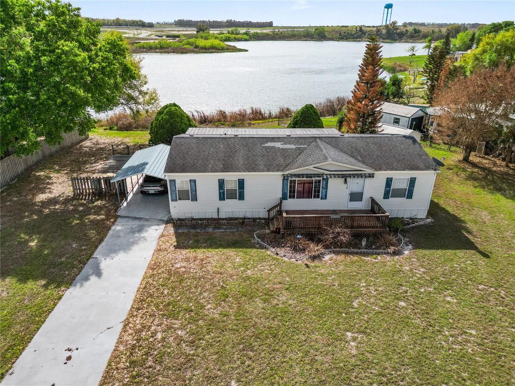 Photo of 116 Carver Street, Lake Wales, FL 33853 (MLS # K4903348)