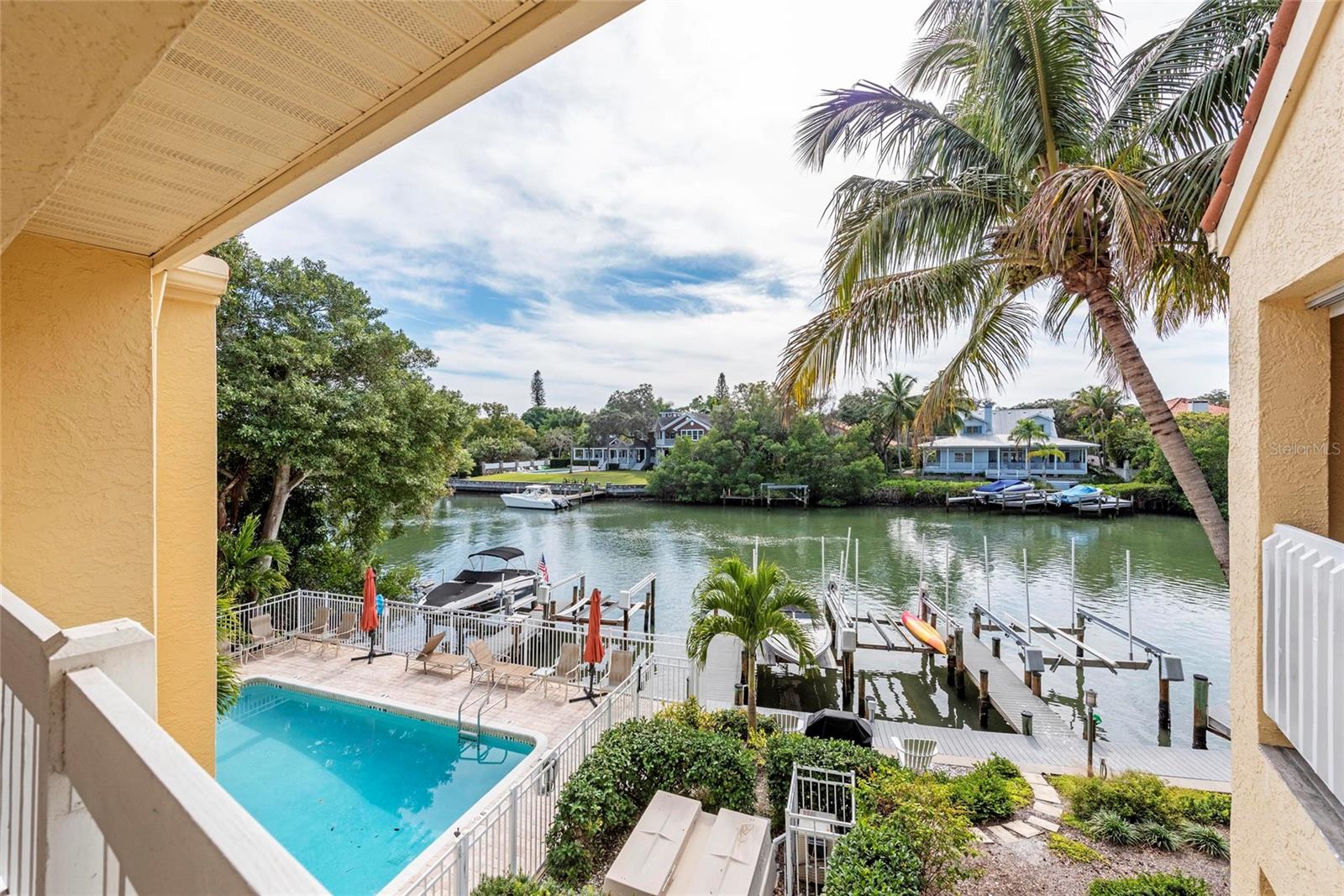 870 HUDSON AVENUE 870, SARASOTA, FL, 34236 4 870 HUDSON AVENUE 870