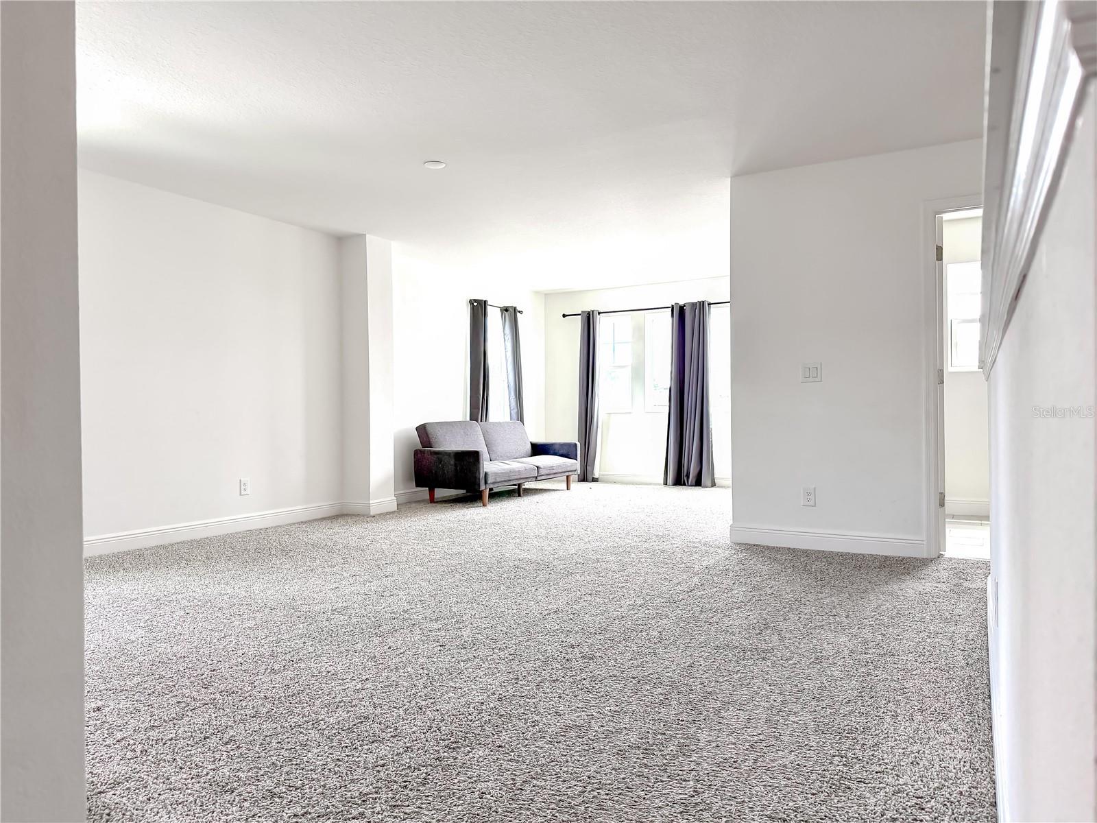 HANOVER LAKES PH 5 - Residential