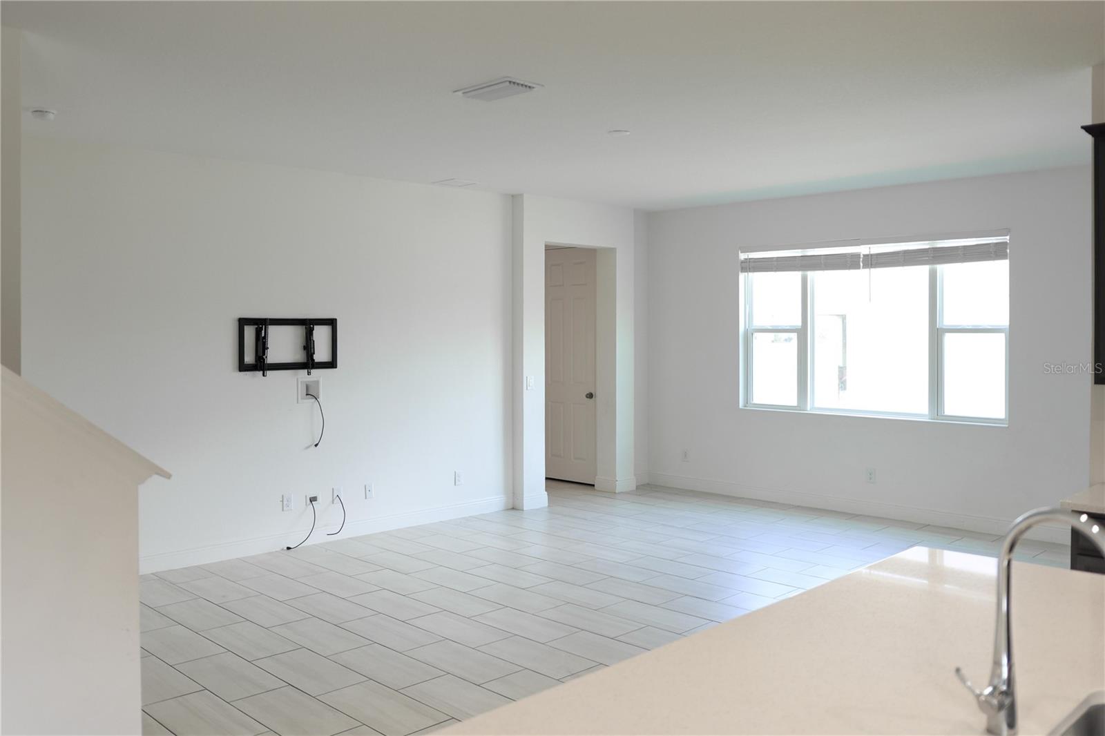 HANOVER LAKES PH 5 - Residential