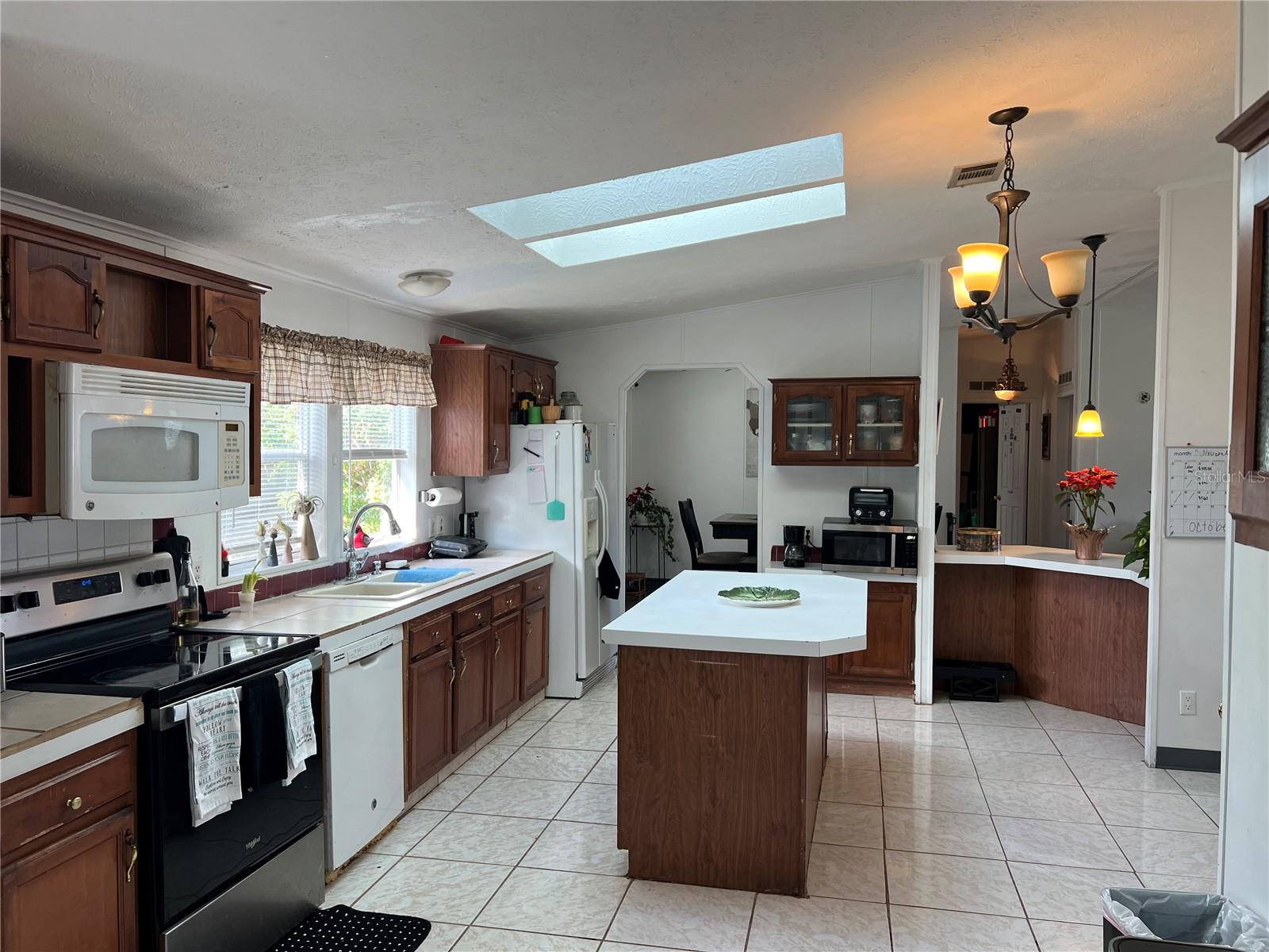 COUNTRY GREEN PH 1 UNIT 2 - Residential