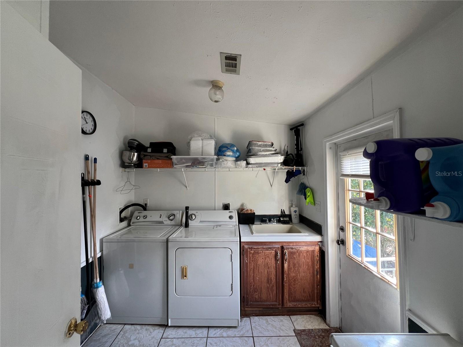 COUNTRY GREEN PH 1 UNIT 2 - Residential