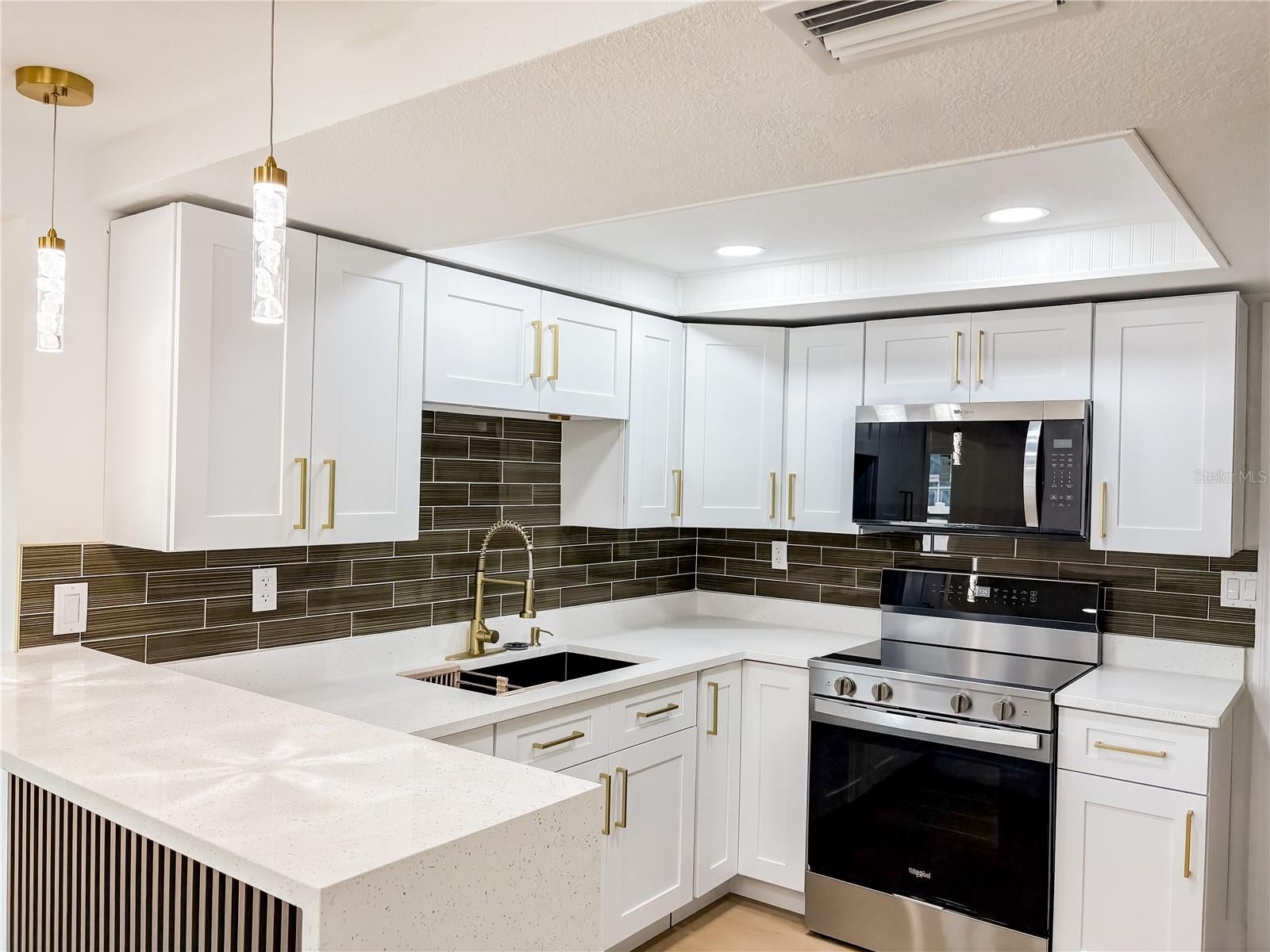 4011 GRAYTON DRIVE