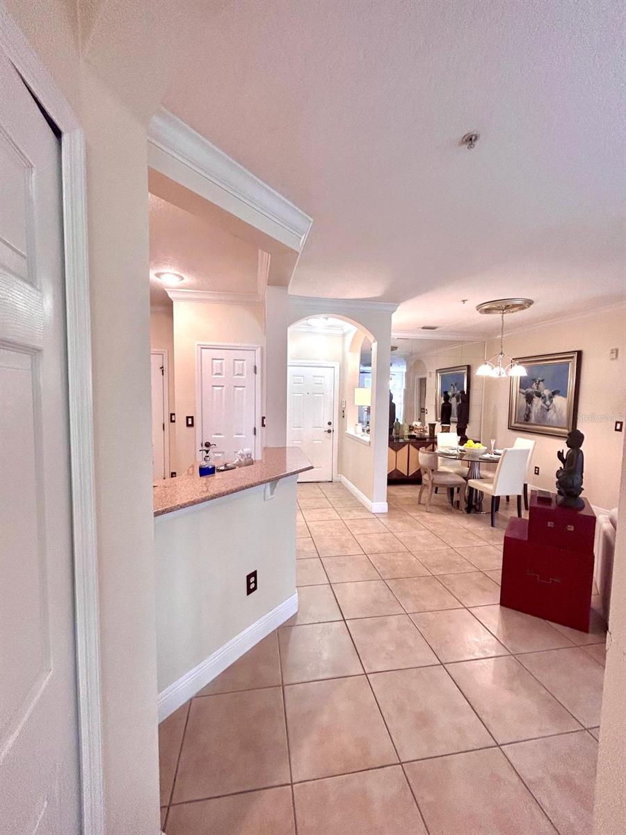 LAKESIDE/LKS/WINDERMERE - Residential Lease