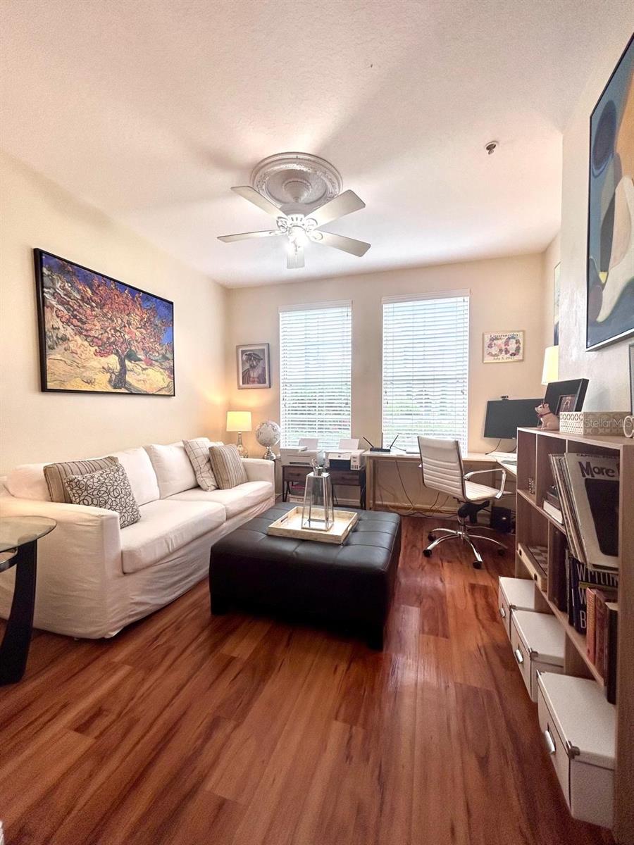 LAKESIDE/LKS/WINDERMERE - Residential Lease