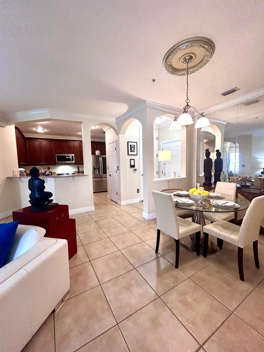 LAKESIDE/LKS/WINDERMERE - Residential Lease