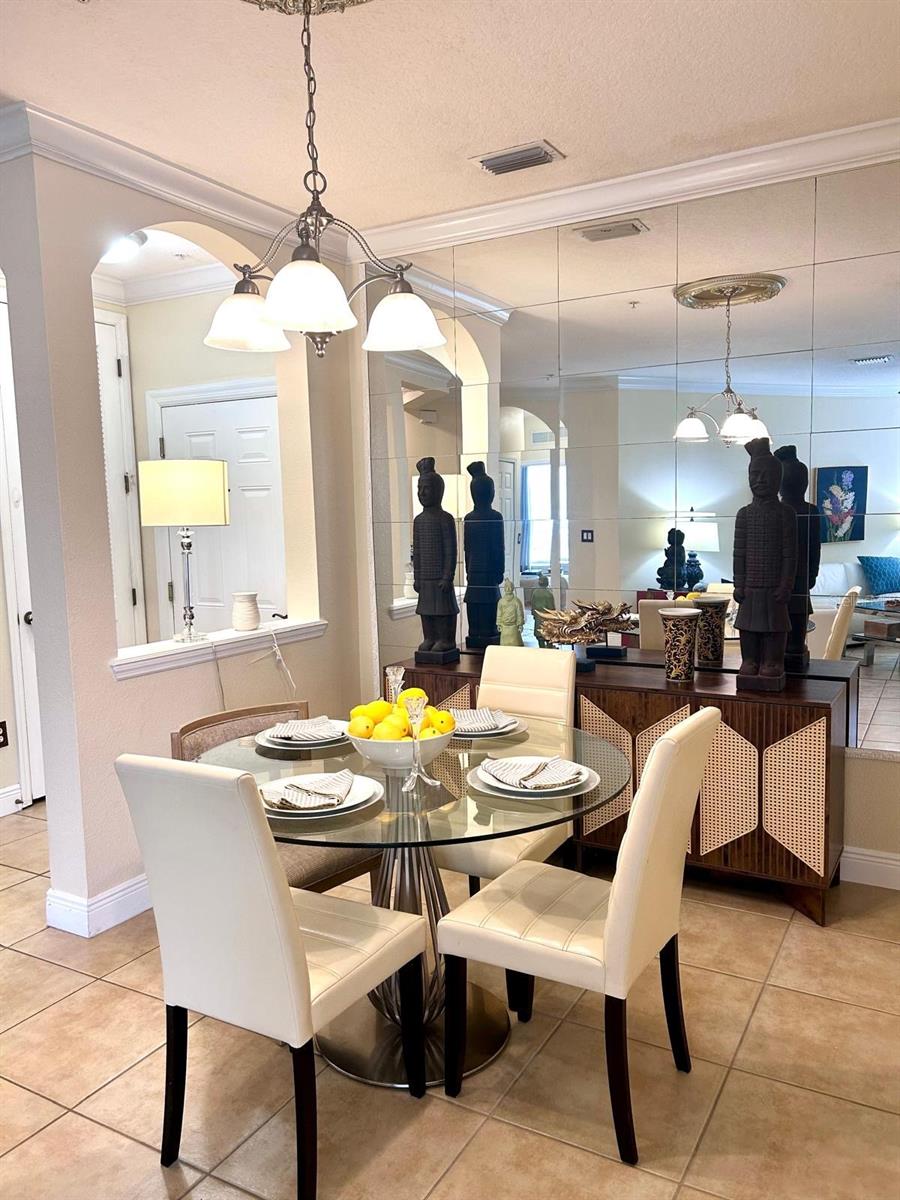 LAKESIDE/LKS/WINDERMERE - Residential Lease