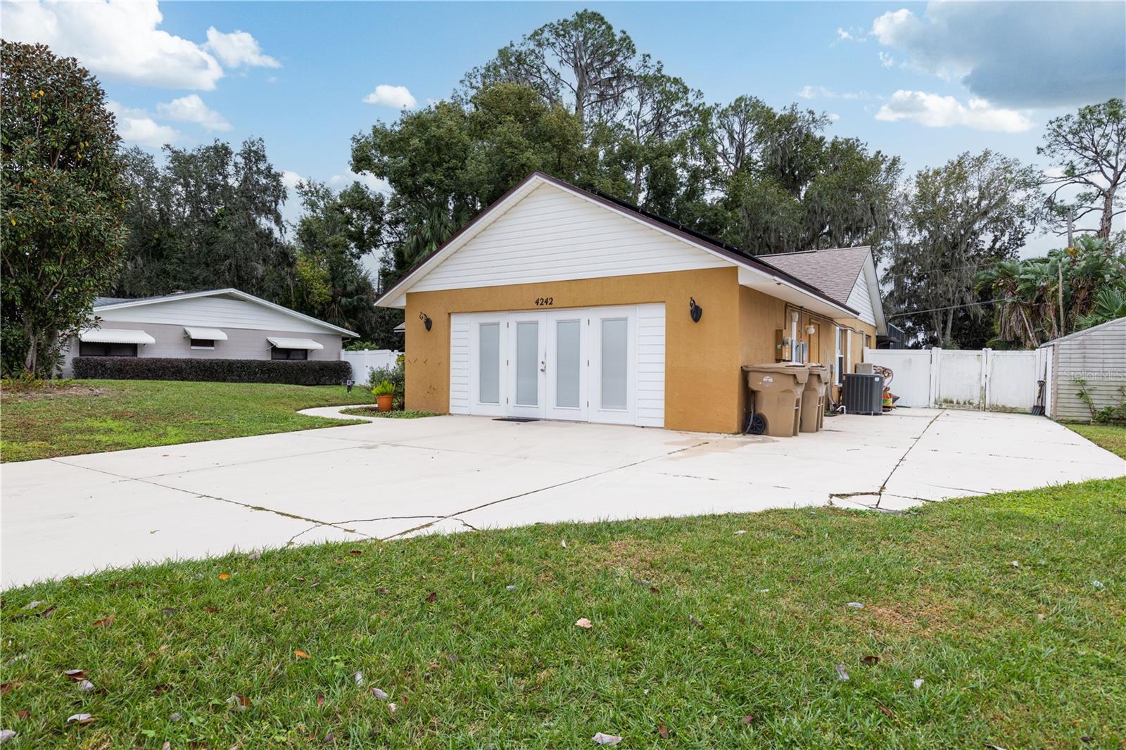 GOLDEN HEIGHTS SECOND ADD - Residential Lease