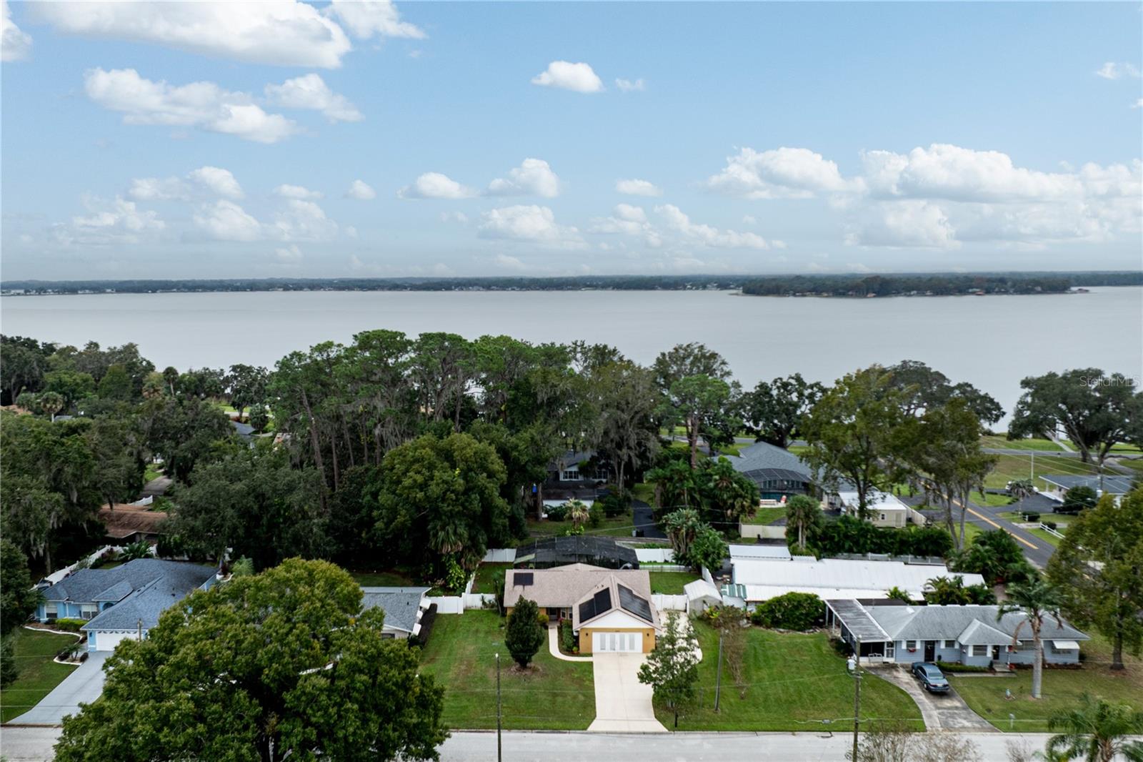 GOLDEN HEIGHTS SECOND ADD - Residential Lease