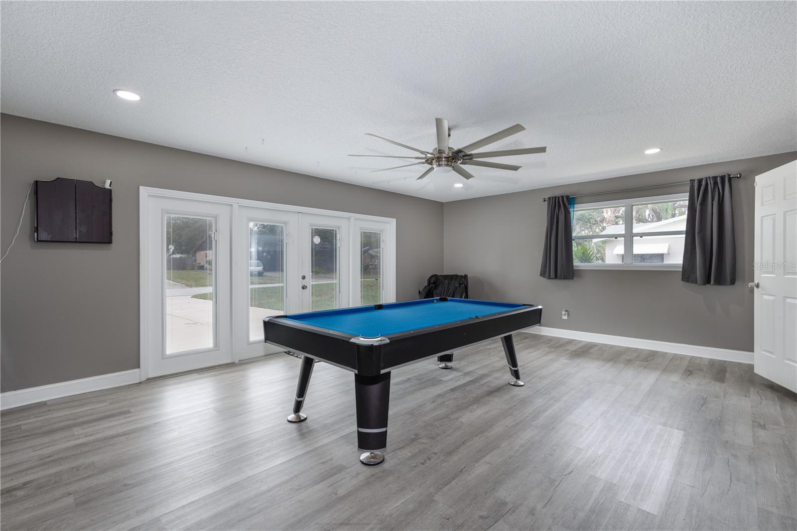 GOLDEN HEIGHTS SECOND ADD - Residential Lease