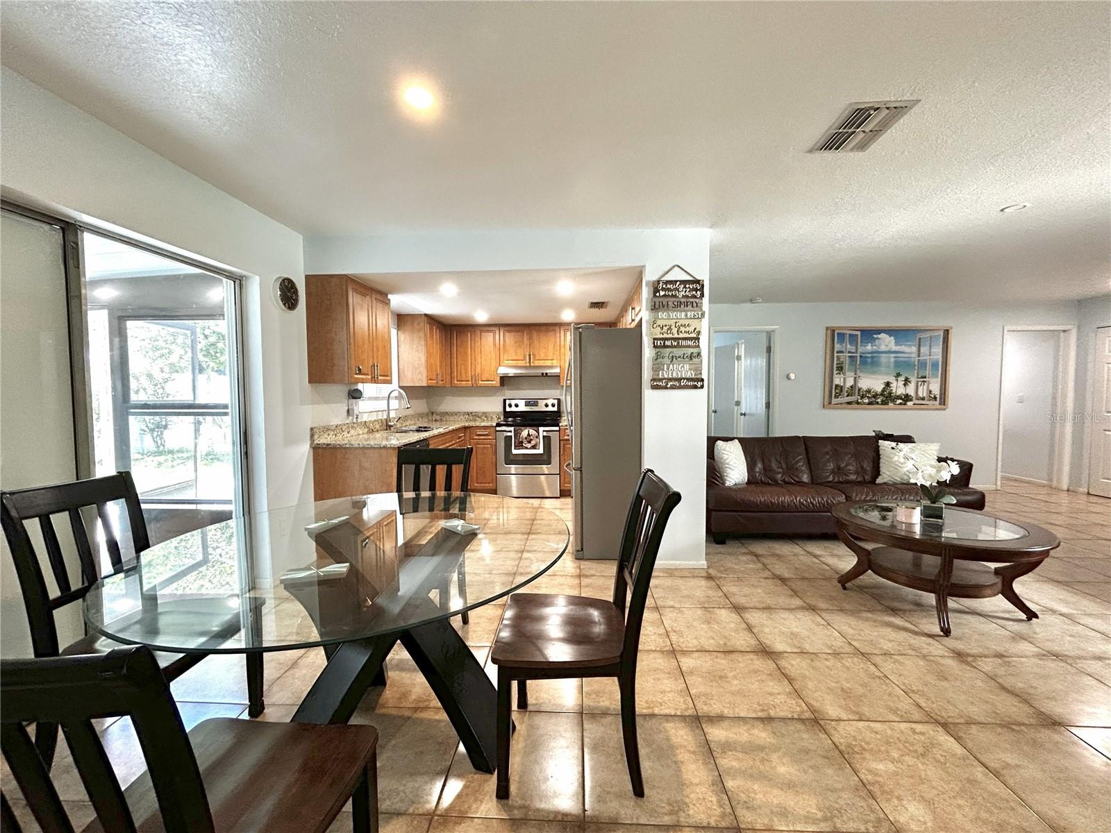 402 EVERGREEN DRIVE