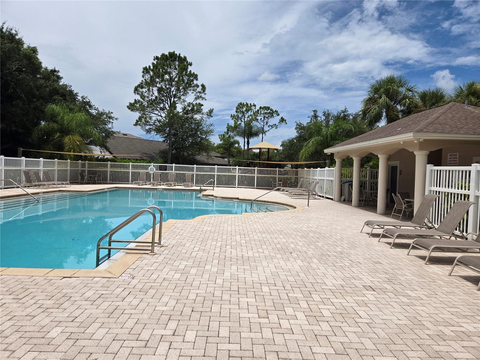 BAY ARBOR - Residential Lease