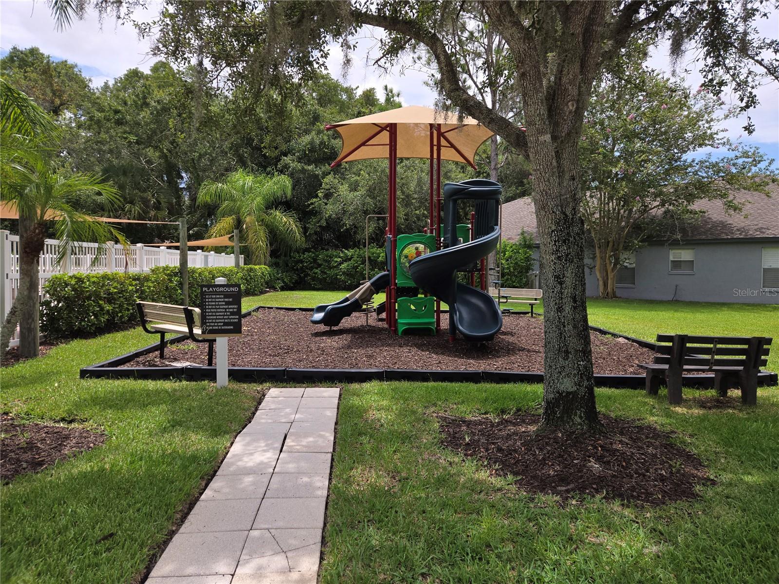 BAY ARBOR - Residential Lease