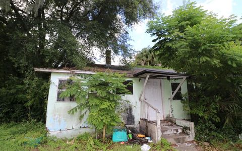 Photo of 3420 S Palm Avenue, Palatka, FL 32177 (MLS # FC313531)