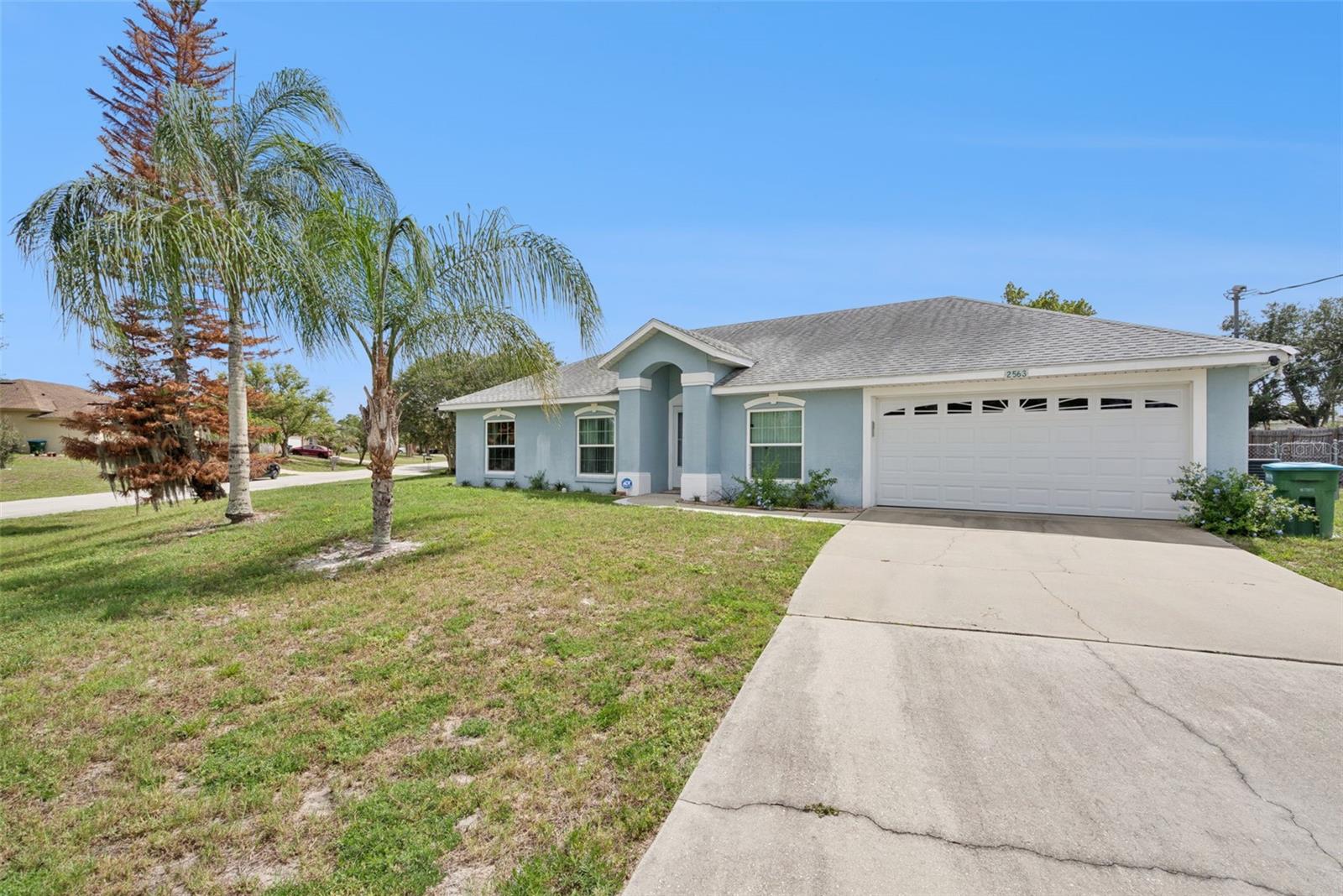2563 SHEFFIELD DRIVE