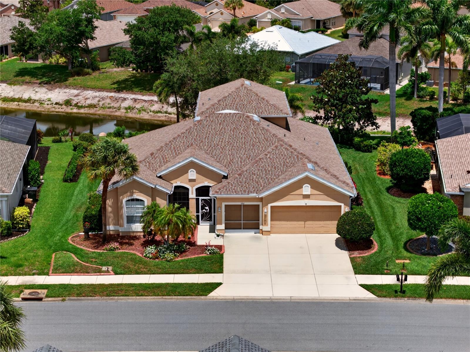5352 LAYTON DRIVE