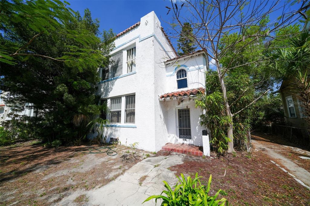 Photo of 1911 W North A Street, Tampa, FL 33606 (MLS # TB8492327)