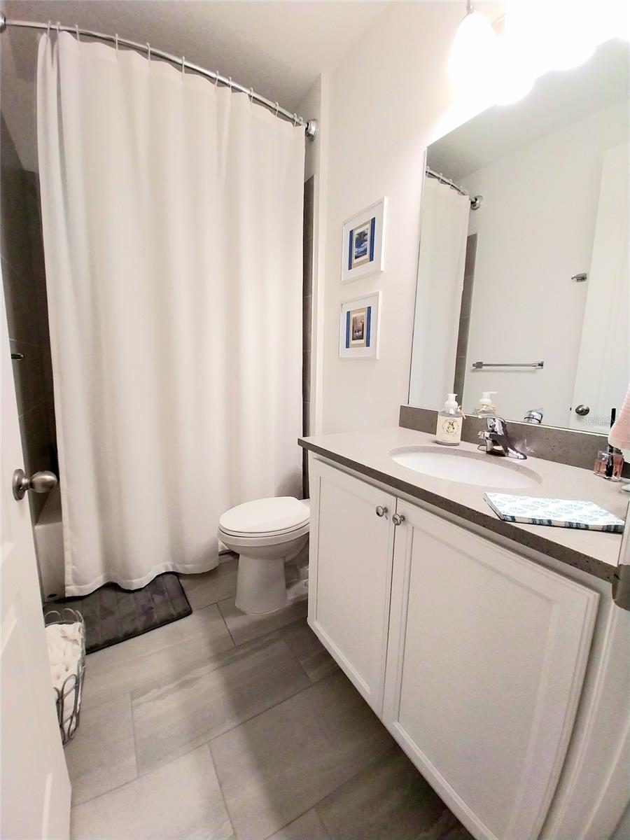 ROSEDALE ADD PH II - Residential Lease