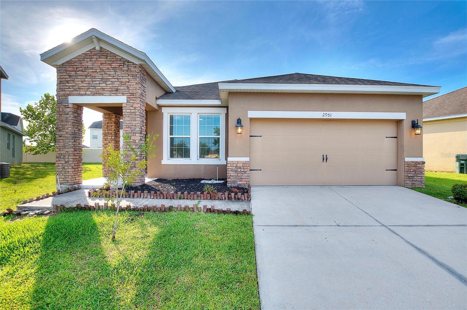 SHINGLE CRK RESRV AT OAKS - Residential