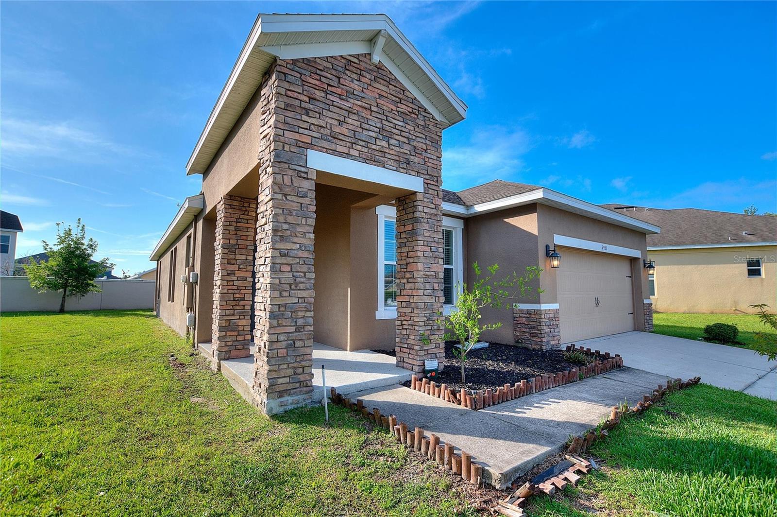 SHINGLE CRK RESRV AT OAKS - Residential
