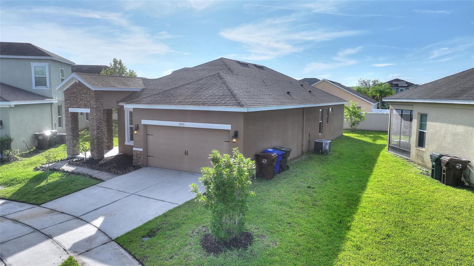 SHINGLE CRK RESRV AT OAKS - Residential