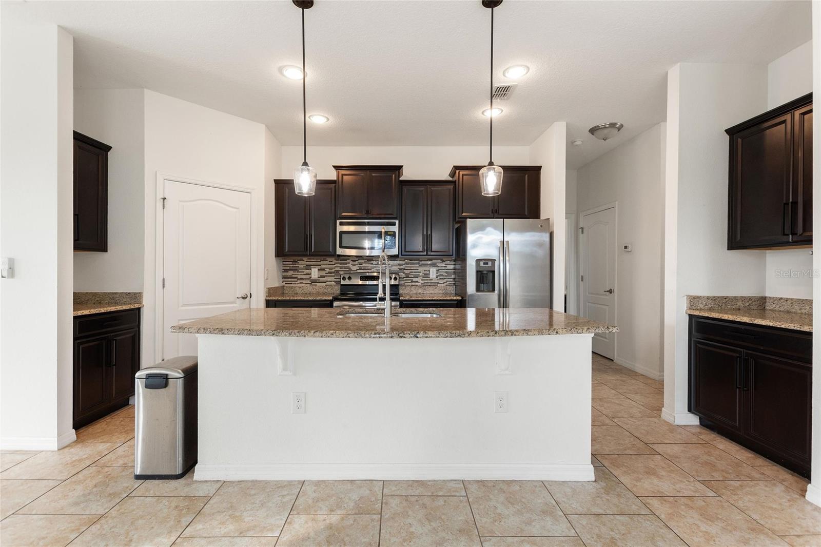 SHINGLE CRK RESRV AT OAKS - Residential