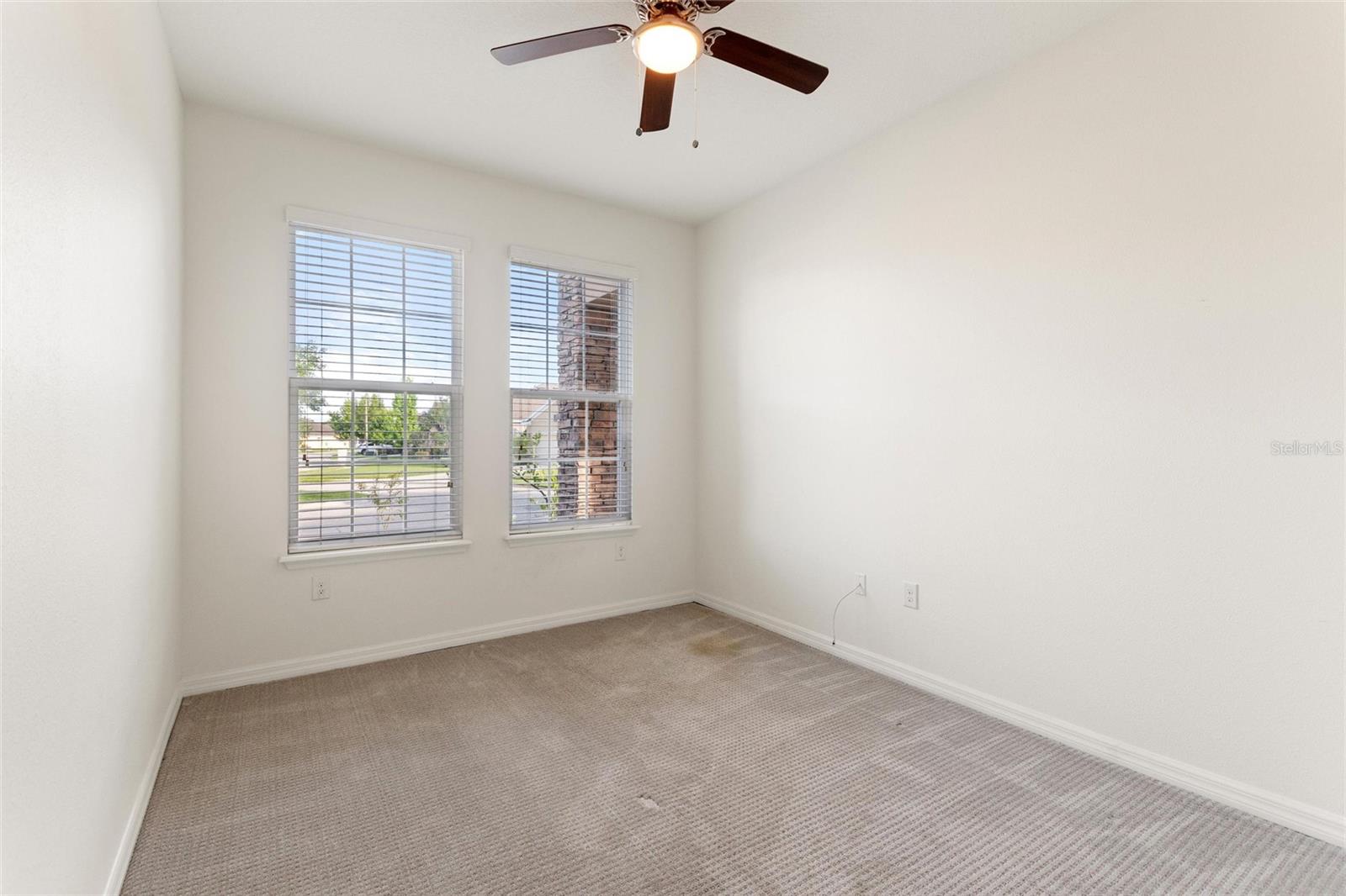 SHINGLE CRK RESRV AT OAKS - Residential