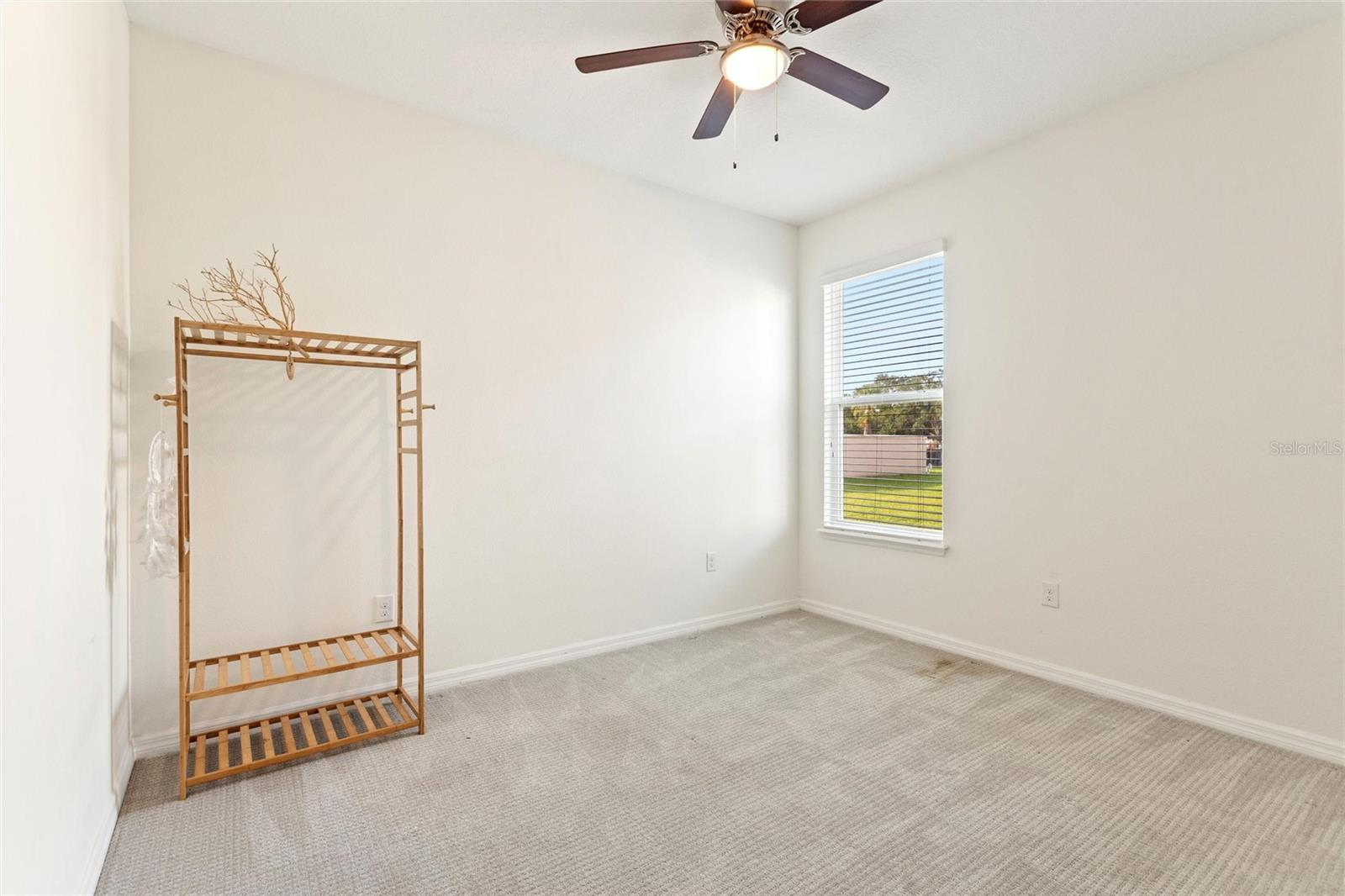 SHINGLE CRK RESRV AT OAKS - Residential