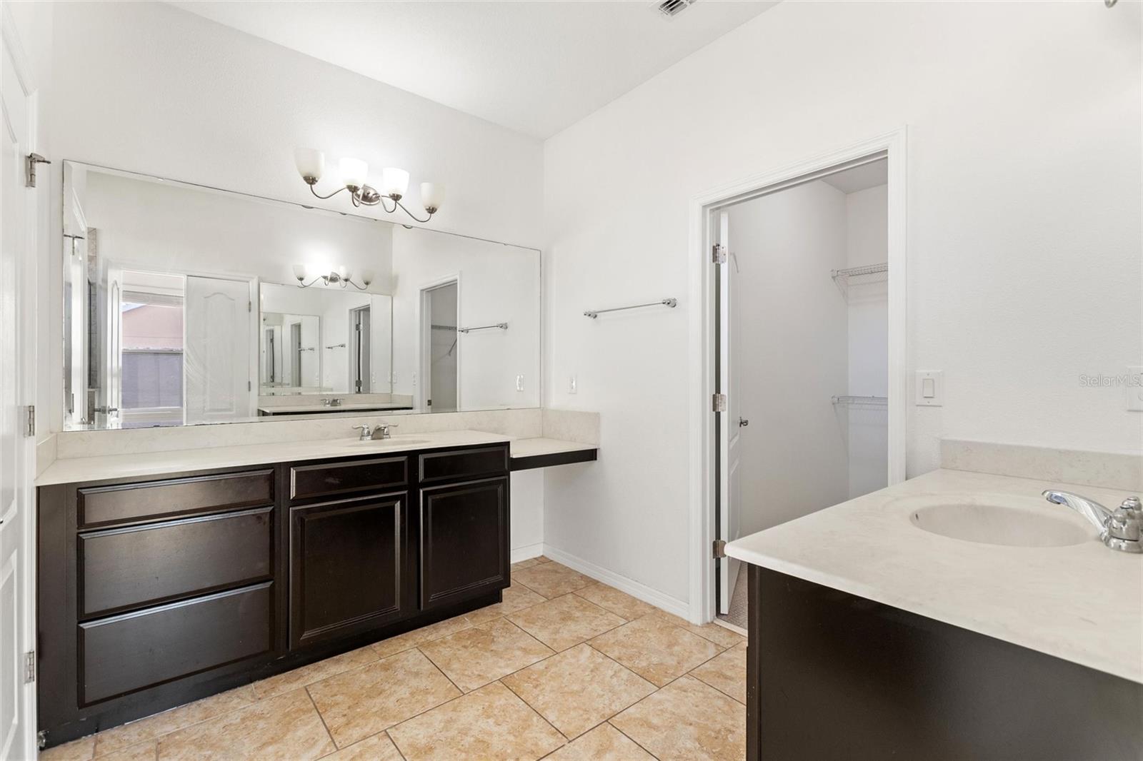 SHINGLE CRK RESRV AT OAKS - Residential