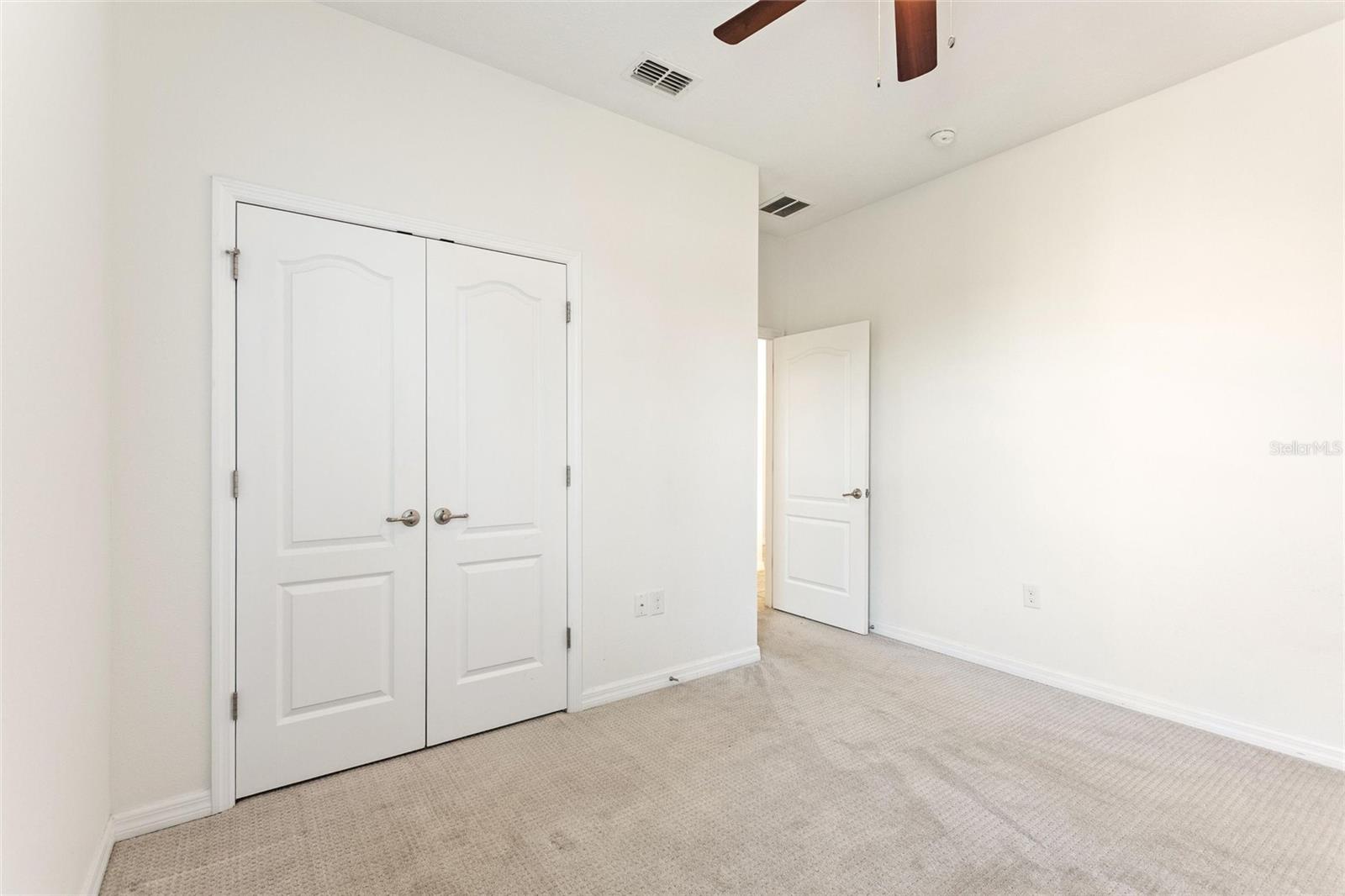 SHINGLE CRK RESRV AT OAKS - Residential
