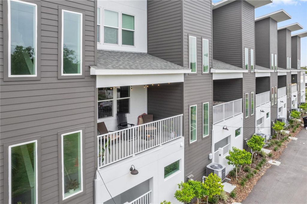 Photo of 41 29th Street N, St Petersburg, FL 33713 (MLS # TB8471451)