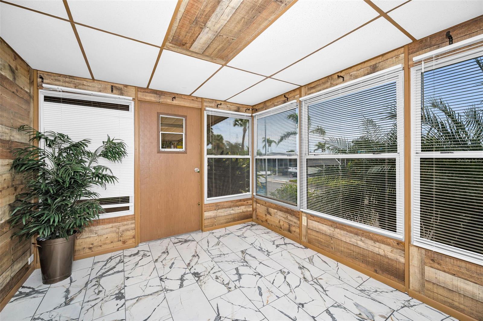 7 MOUNTAIN LAUREL DRIVE
