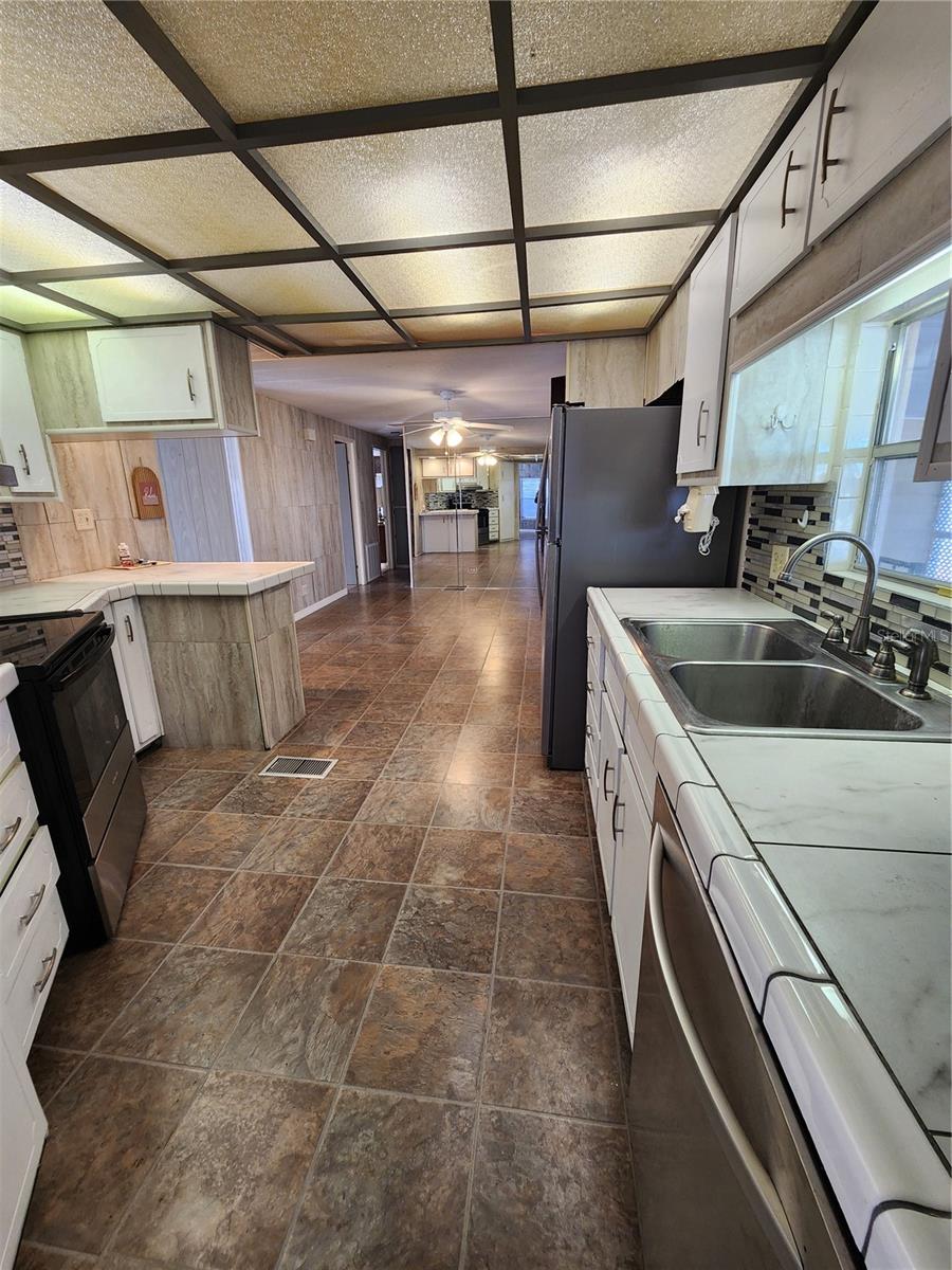 BLUE JAY MOBILE HOME ESTATES CONDO - Residential