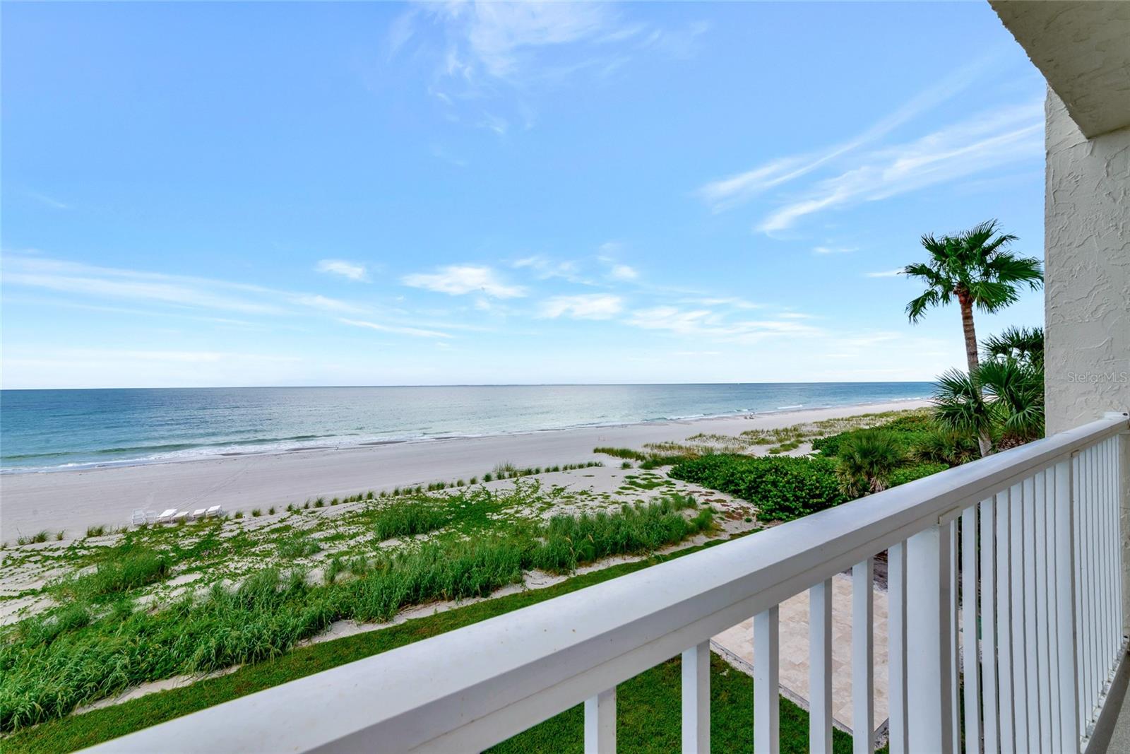 GULF FRONT PERFECTION – RARELY AVAILABLE ON LONGBOAT KEY
Step directly onto the sands of the Gulf of Mexico from your own slice of paradise. Located in the coveted Arbomar condos, this 2-bedroom, 2-bath residence delivers jaw-dropping, unobstructed views of turquoise water and endless skies from every room. With very few buildings offering true direct beachfront access — no long walkways, no busy roads — this is a unique opportunity to own front-row seats to Longboat Key’s most stunning sunsets.
The open-concept layout is drenched in natural light, enhanced by floor-to-ceiling sliders that seamlessly blend indoor and outdoor living. Wake up to shimmering water views and fall asleep to the sound of waves — this is the lifestyle so many dream of, but few get to experience.
Arbomar is a boutique, pet-friendly Gulf-front community that has passed all milestone inspections and offers resort-style amenities including a beachfront heated pool, a well-equipped fitness room, a stylish community kitchen and lounge, kayak storage, and climate-controlled storage lockers.
Set in the heart of Longboat Key, you're just moments from St. Armands Circle, downtown Sarasota, world-class golf, boating, and the region’s top-rated dining and cultural destinations. Whether you’re looking for a seasonal escape or a year-round beach haven, this is a rare chance to own a piece of Florida’s most coveted coastline.
This is more than a condo — it’s a front-row seat to the Gulf and a lifestyle that can’t be replicated. Schedule your private showing today.
