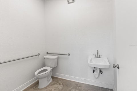 Tiny photo for 2623 S Us Highway 27, Clermont, FL 34711 (MLS # G5115980)
