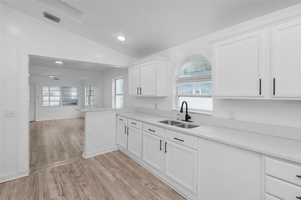Photo of 8021 N Edison Avenue, Tampa, FL 33604 (MLS # O6448601)