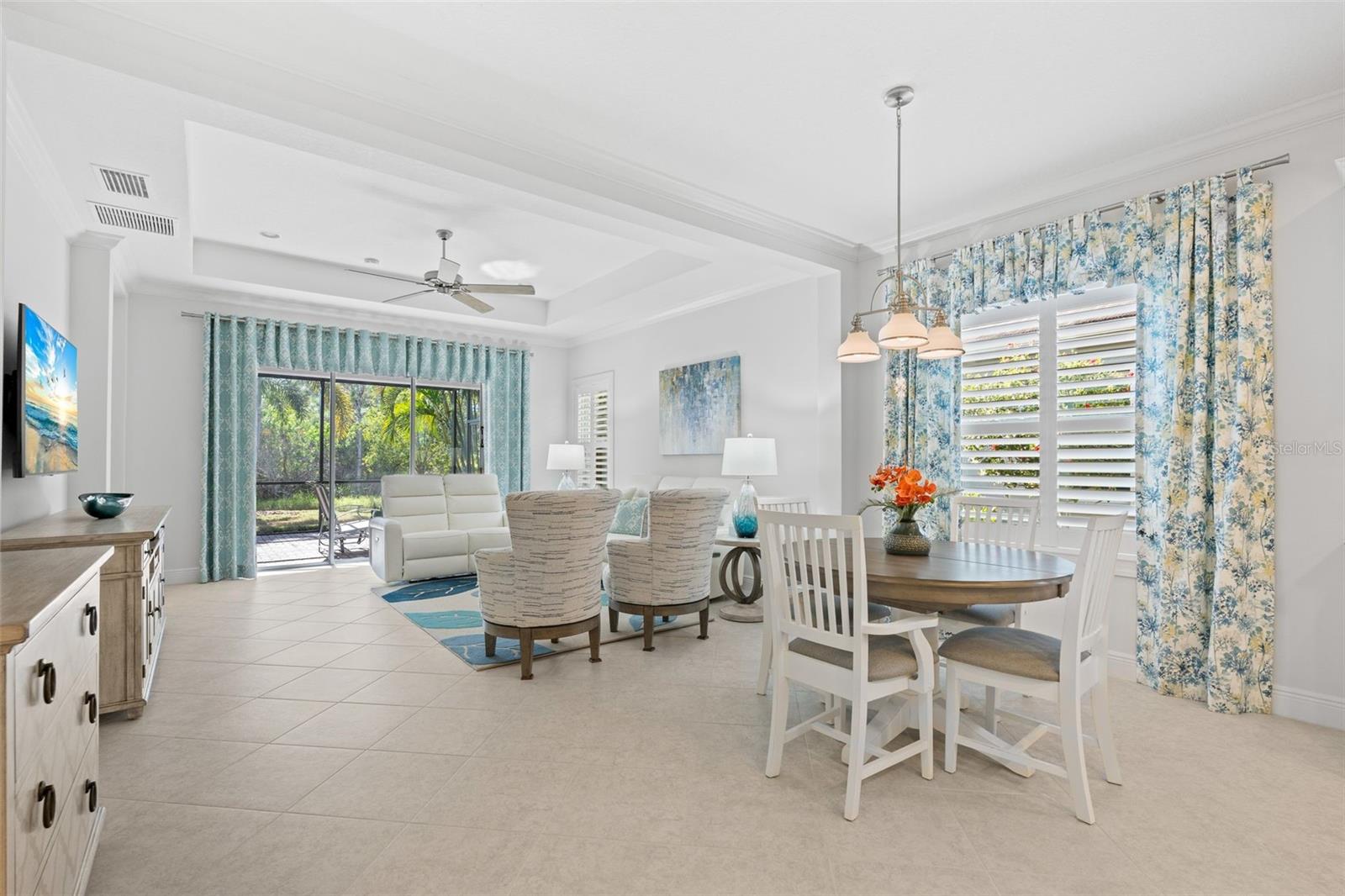 GRAND PALM - Residential