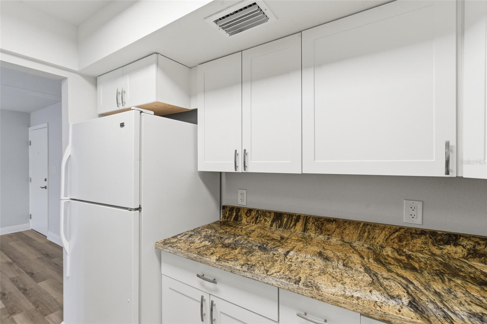 OXFORD HOUSE - Residential