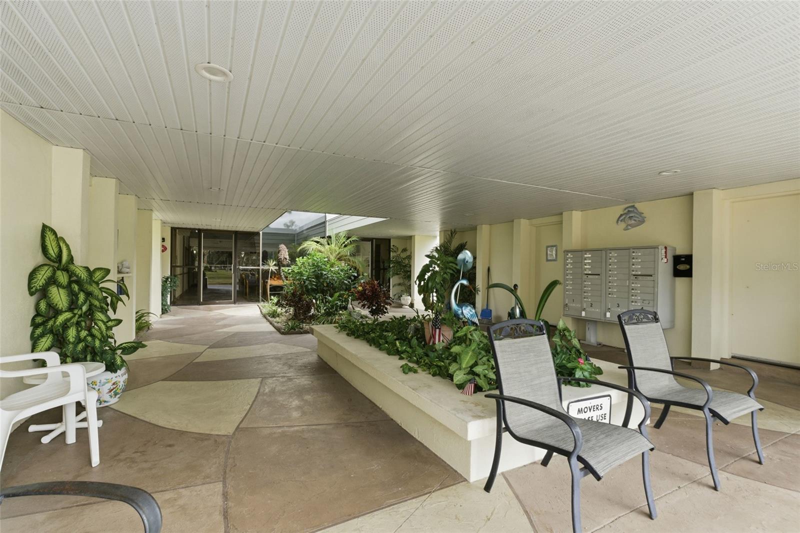 OXFORD HOUSE - Residential