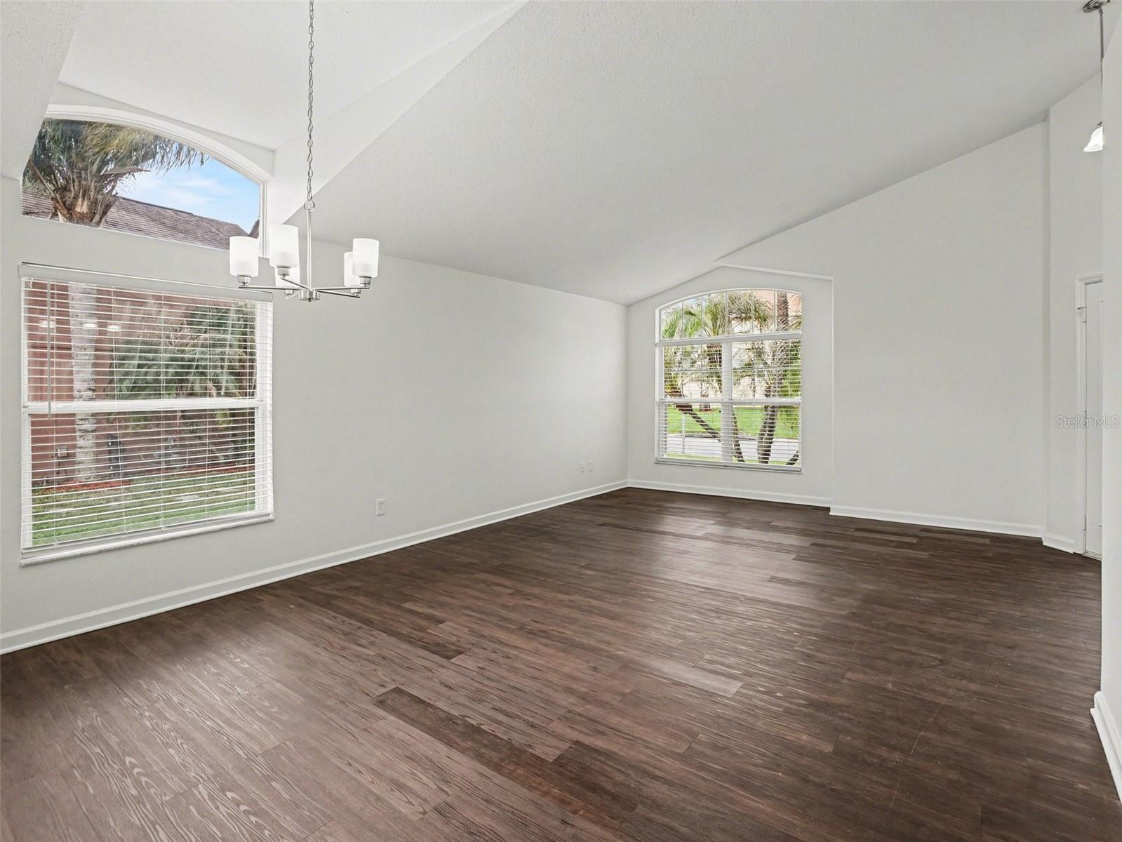 LAKE GLORIA PRESERVE PH 01B - Residential