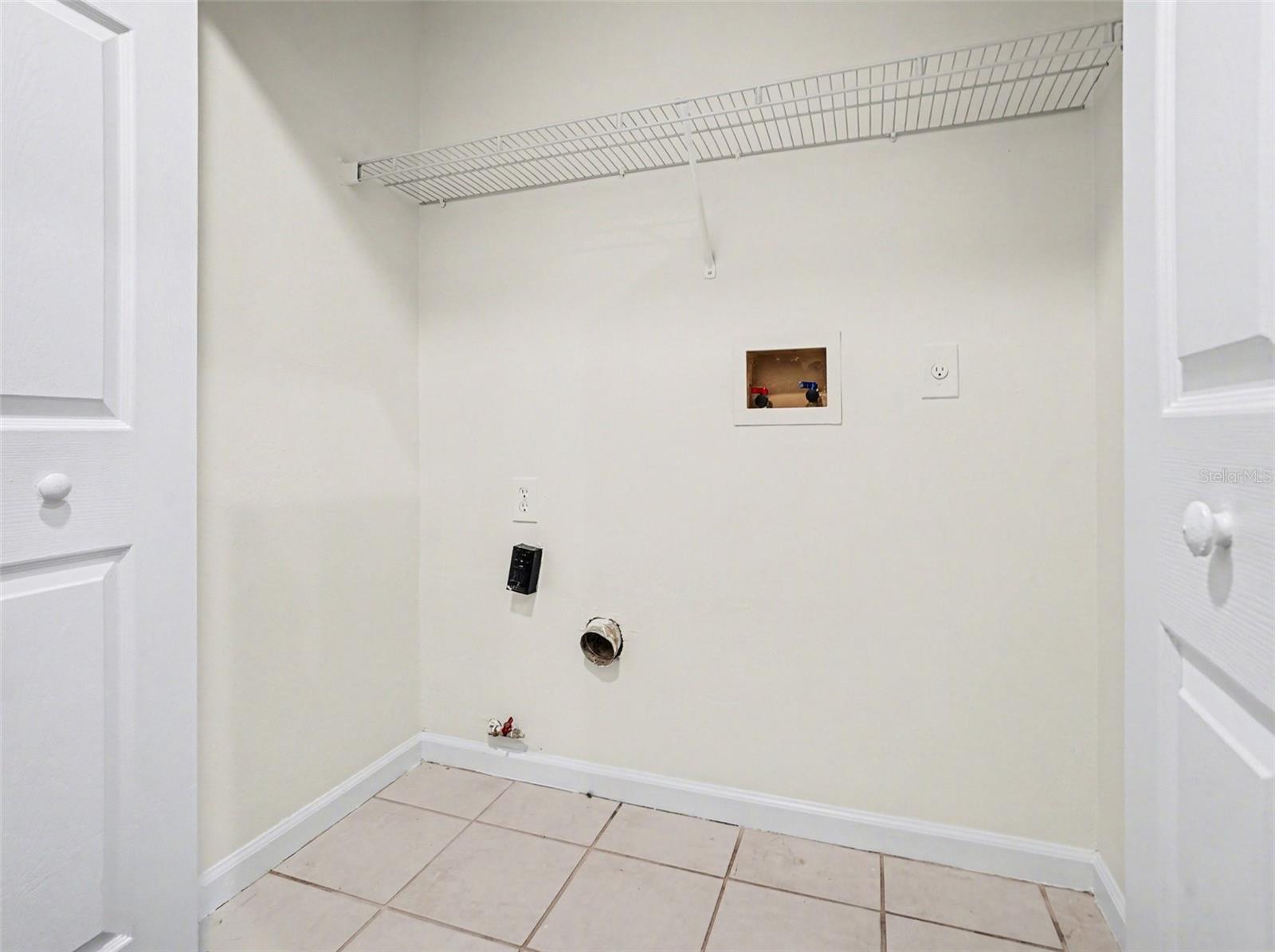 LAKE GLORIA PRESERVE PH 01B - Residential