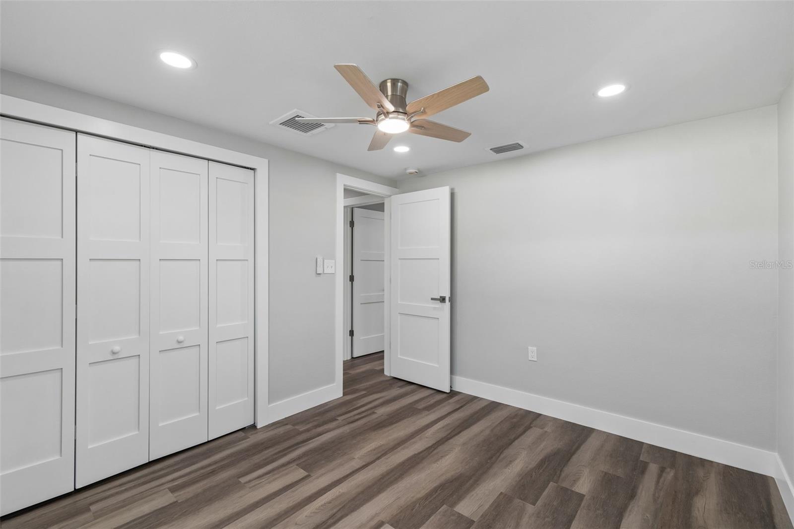 HOLIDAY LAKE ESTATES - Residential