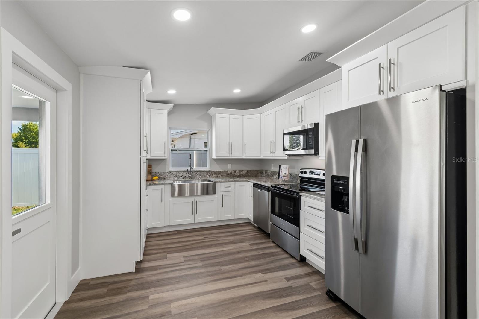 HOLIDAY LAKE ESTATES - Residential
