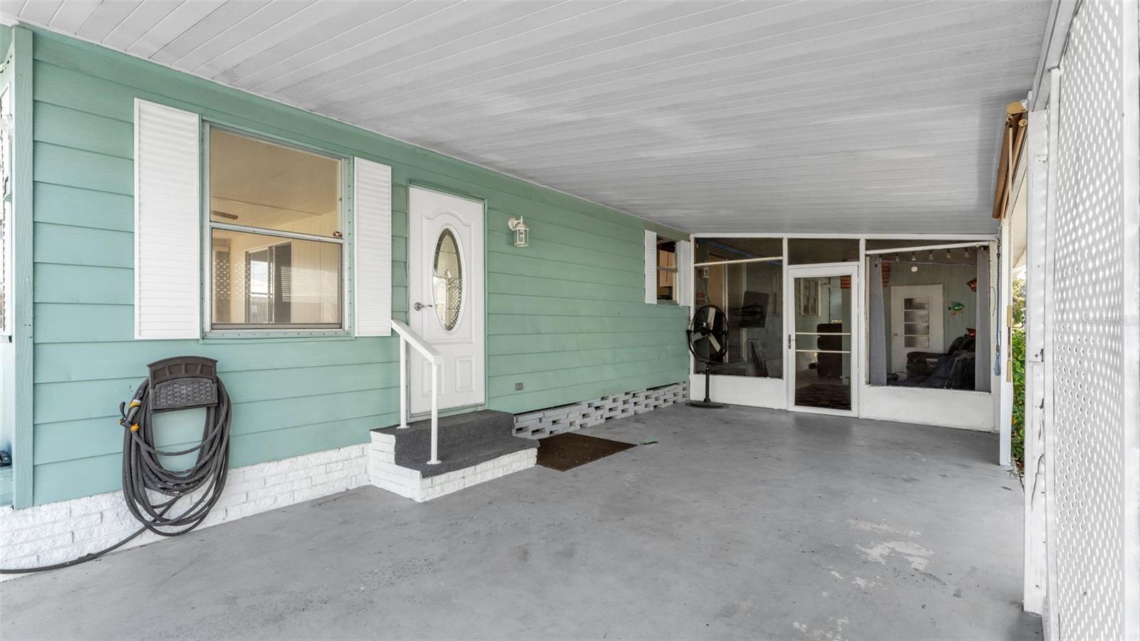 LAKESIDE HILLS ESTATES - Residential