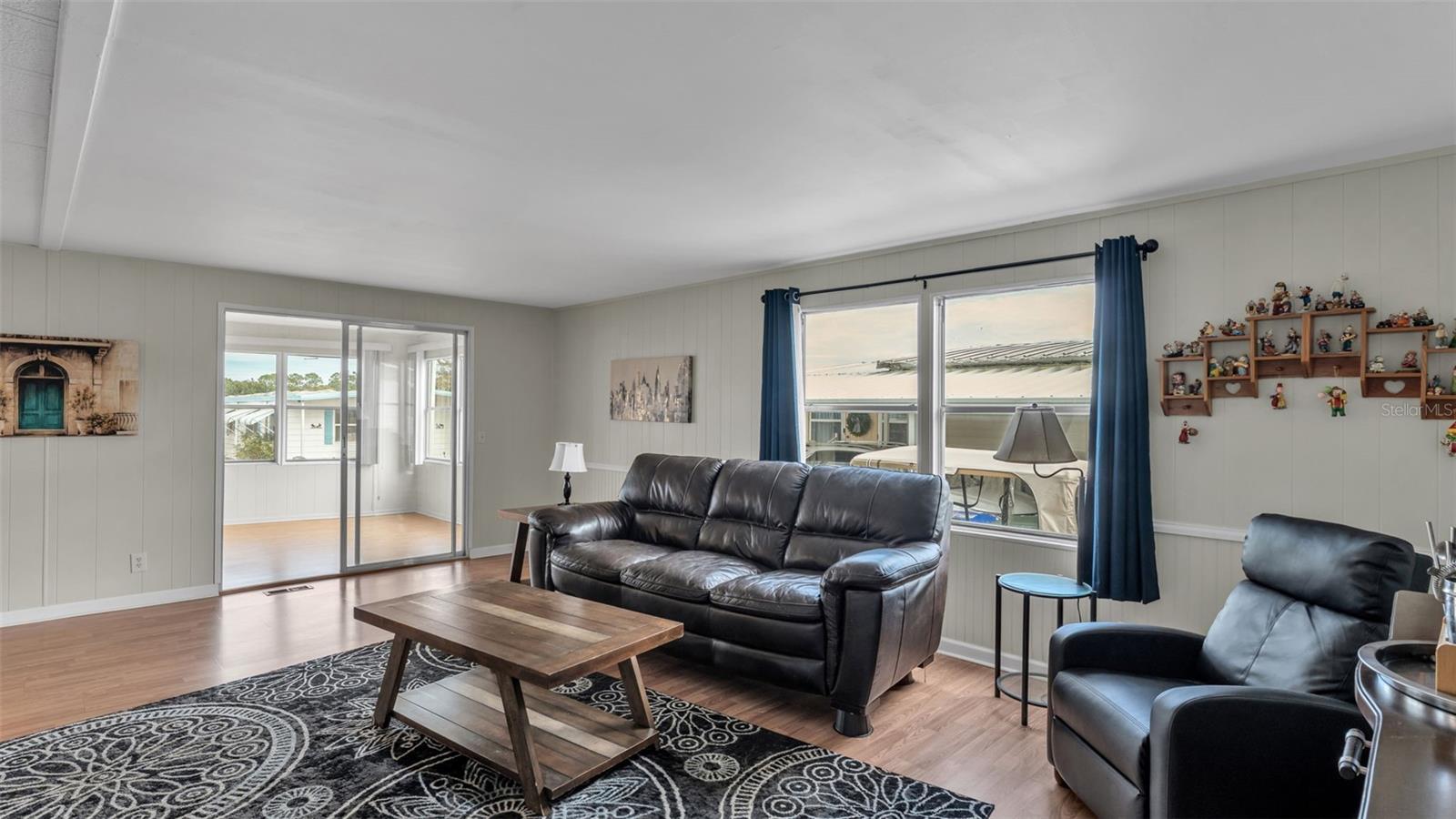 LAKESIDE HILLS ESTATES - Residential