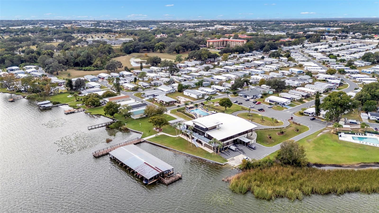 LAKESIDE HILLS ESTATES - Residential